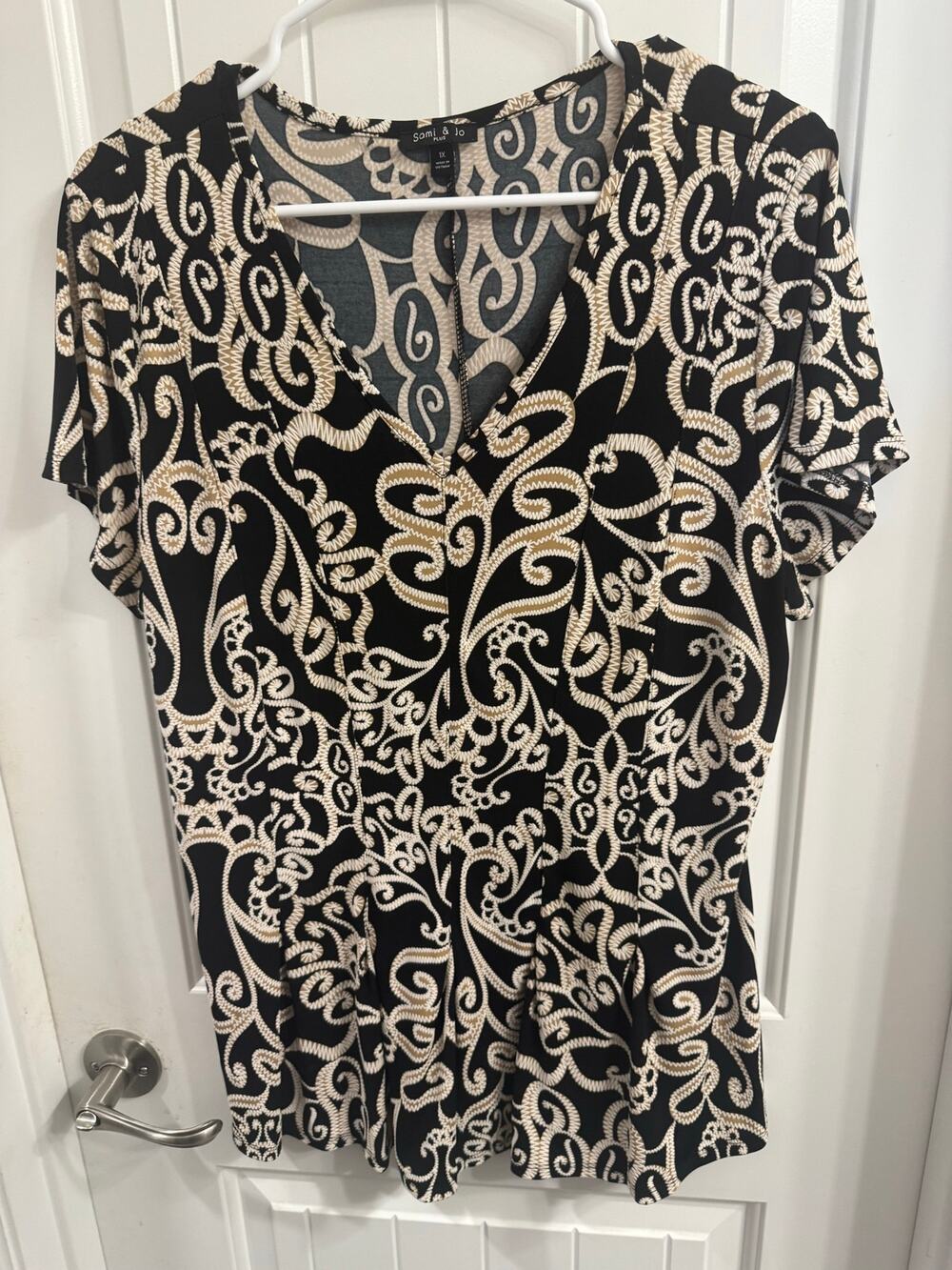 Sami & Jo 1X Black and Gold Paisley Top